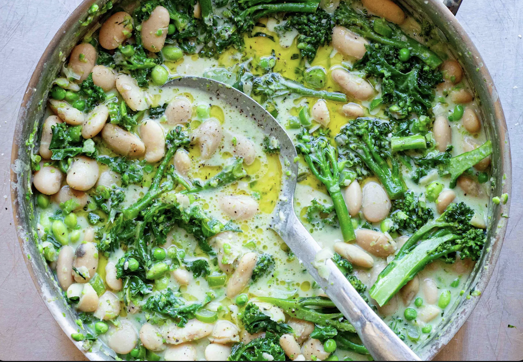 Broccoli, peas & butterbean bowl